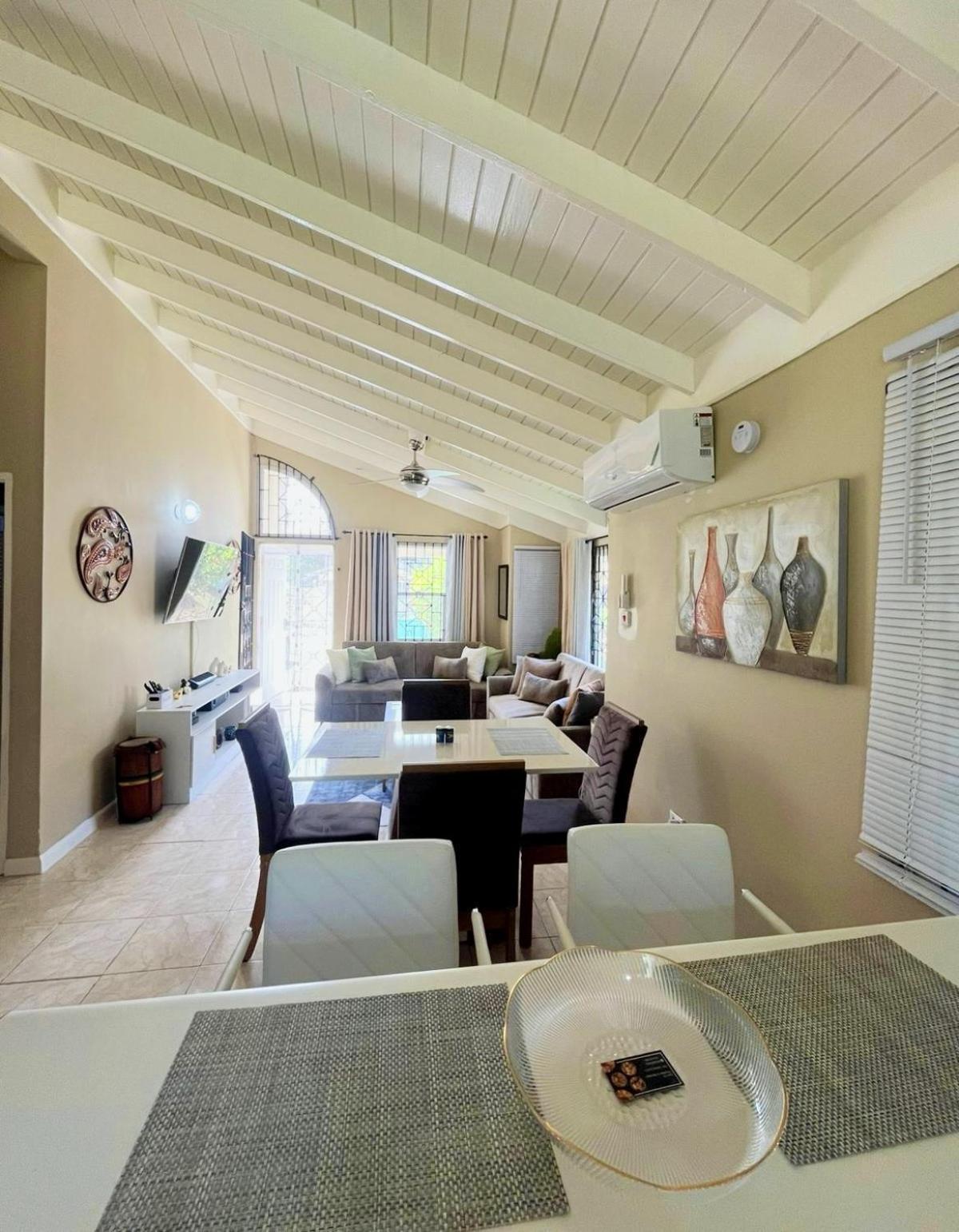 Villa Cisland Experience Montego Bay